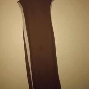 Chic Sleeveless Maxi Dress in Brown and Gray